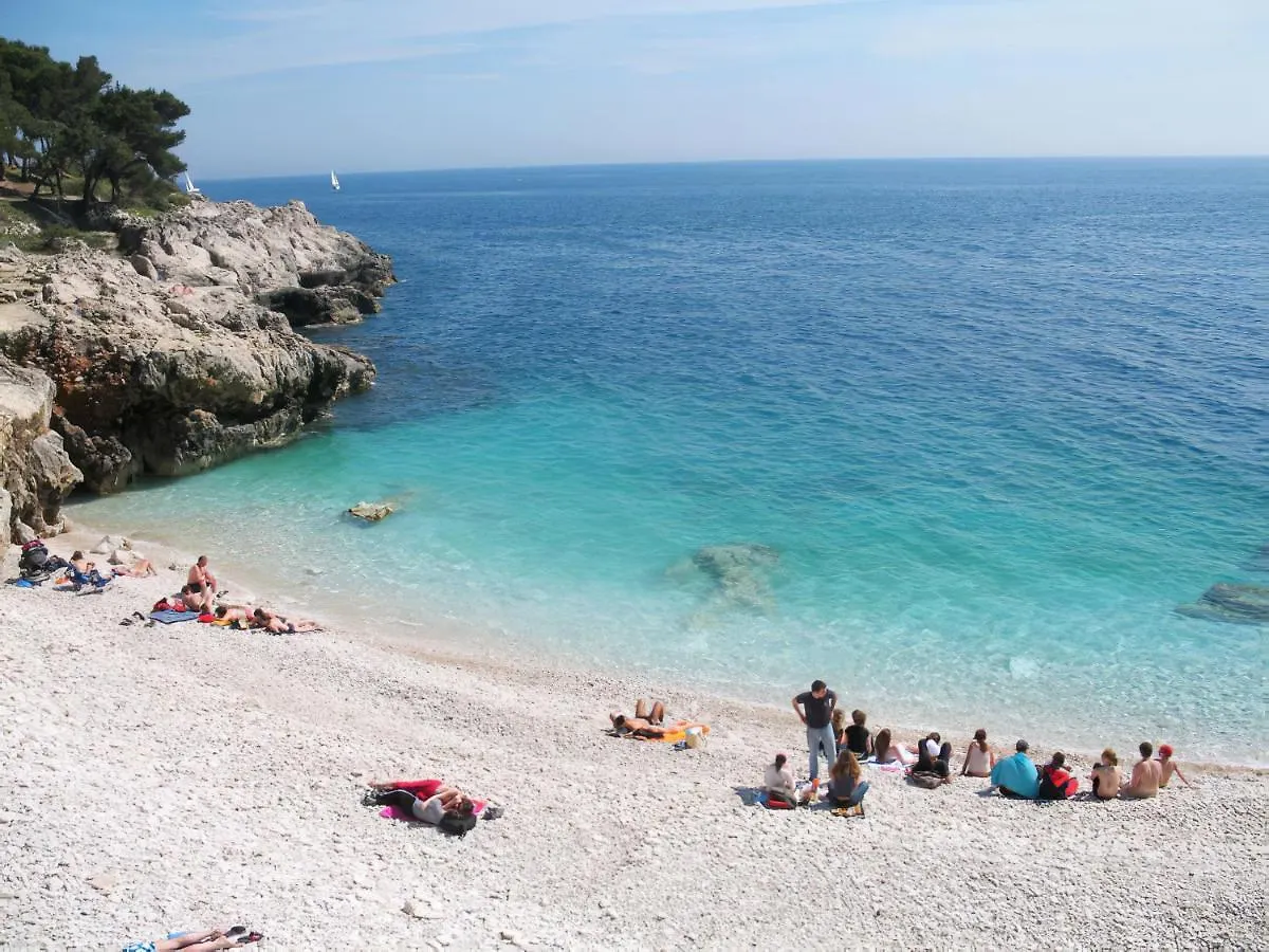 Seaside Holiday House Banjole, Pula - 21406 0*, Banjole Croatia