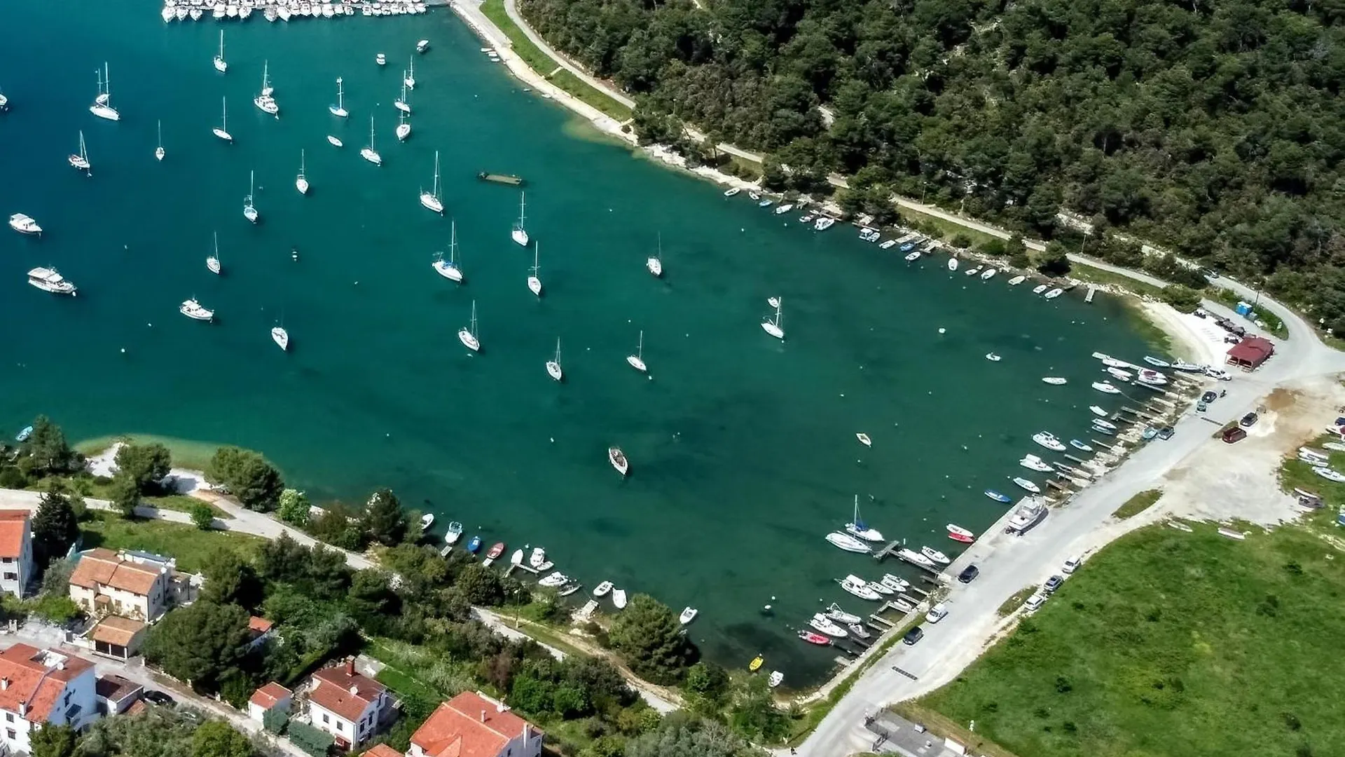 Seaside Holiday House Banjole, Pula - 21406 Croatia